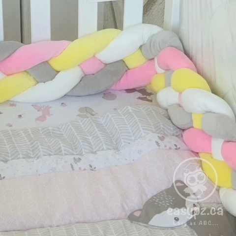 Tour de lit tressé pour berceau